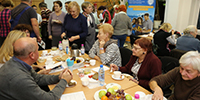 2016-11-17 Studenci Dietetyki, Pielgniarstwa i Ratownictwa medycznego reprezentowali uczelni podczas spotkania szkoleniowego powiconego diabetologii. Szpital Wojewódzki w Legnicy by miejscem obrad. Studenci oferowali pokarmy dla diabetyków i podstawowe badania medyczne. Uczestnikami prelekcji byli mieszkacy Legnicy.